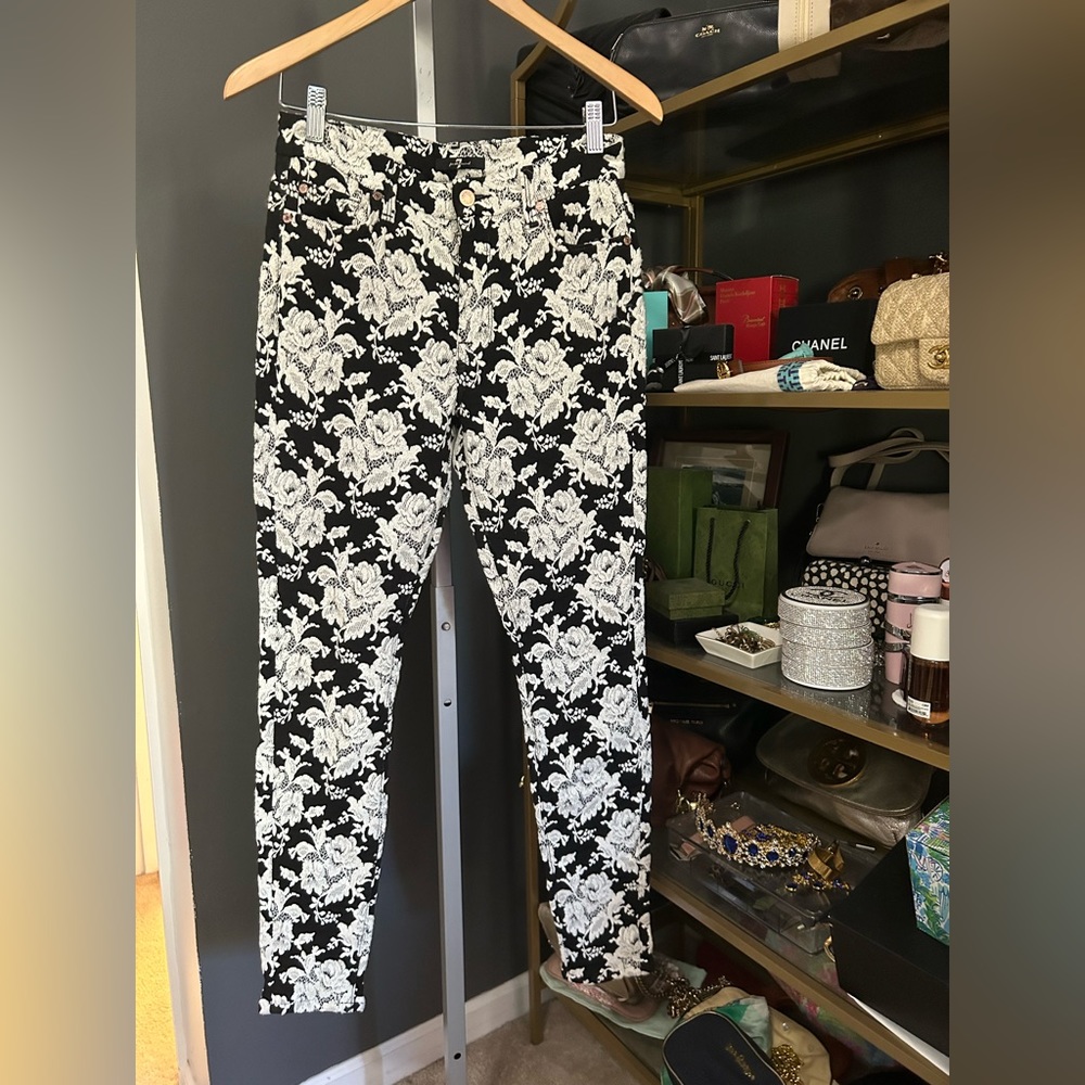 7FAMK High Rise Skinny Jeans Black White Jacquard Floral Size 28